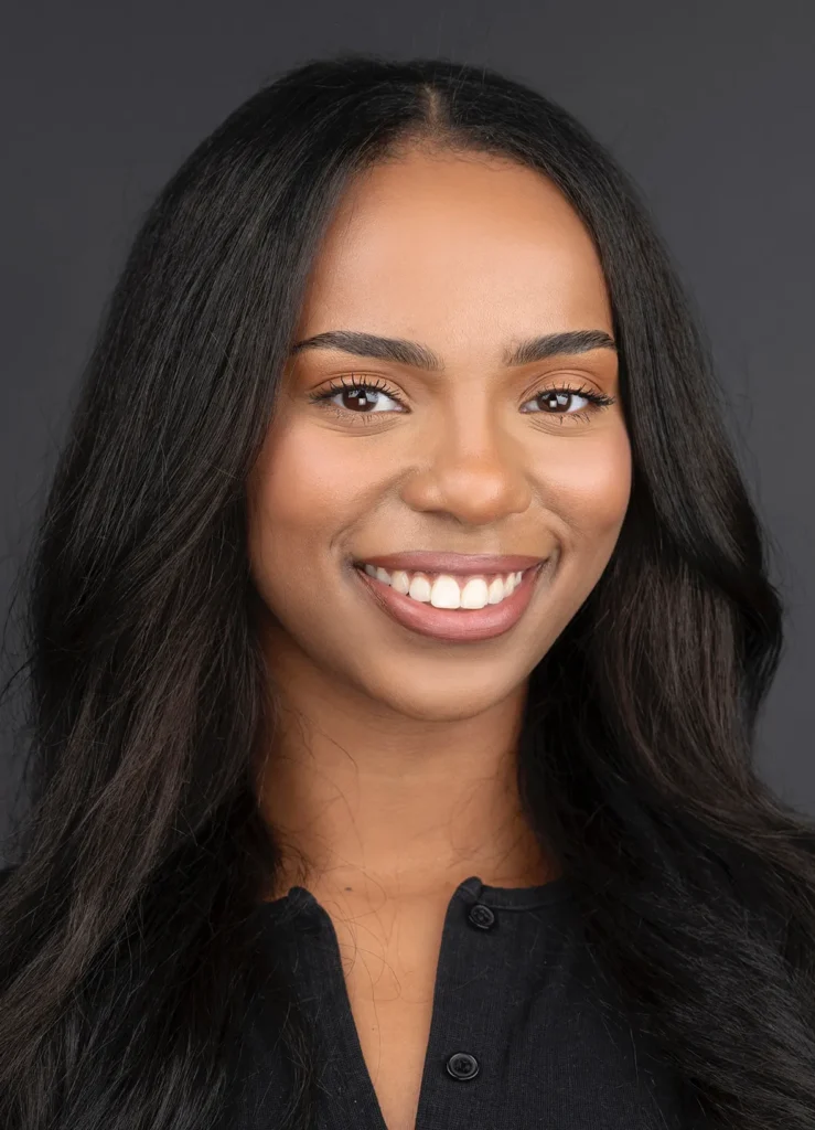 Meet the Team 7 Selah 8